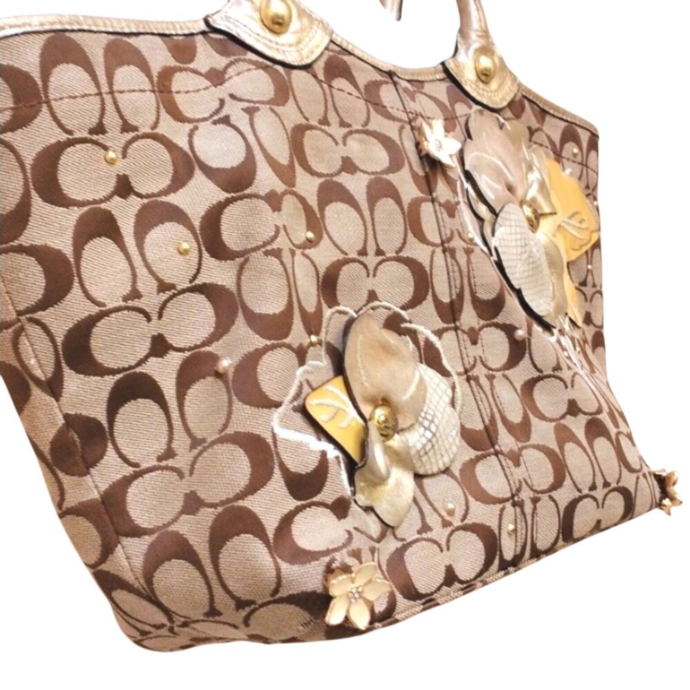 COACH Monogram Canvas Shoulder Bag Purse Large 16x9 GOLD Leather Flowers Handles - Picture 11 of 16
